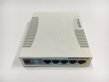 RouterBoard Mikrotik RB951Ui-2HnD Level 4