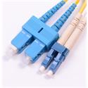 Optický patchcord SM 9/125um, 1 m, duplex, LC/PC-SC/PC